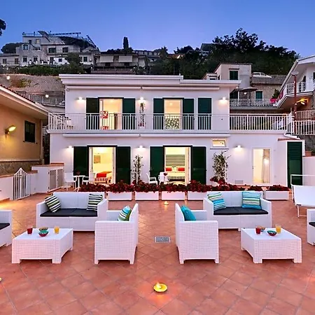 Gala Giovanna Bed & Breakfast 4*