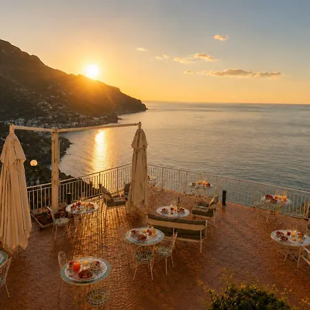 Gala Giovanna Bed & Breakfast 4*