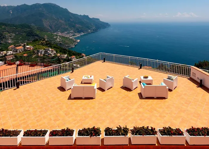 Gala Giovanna 住宿加早餐酒店 拉维罗